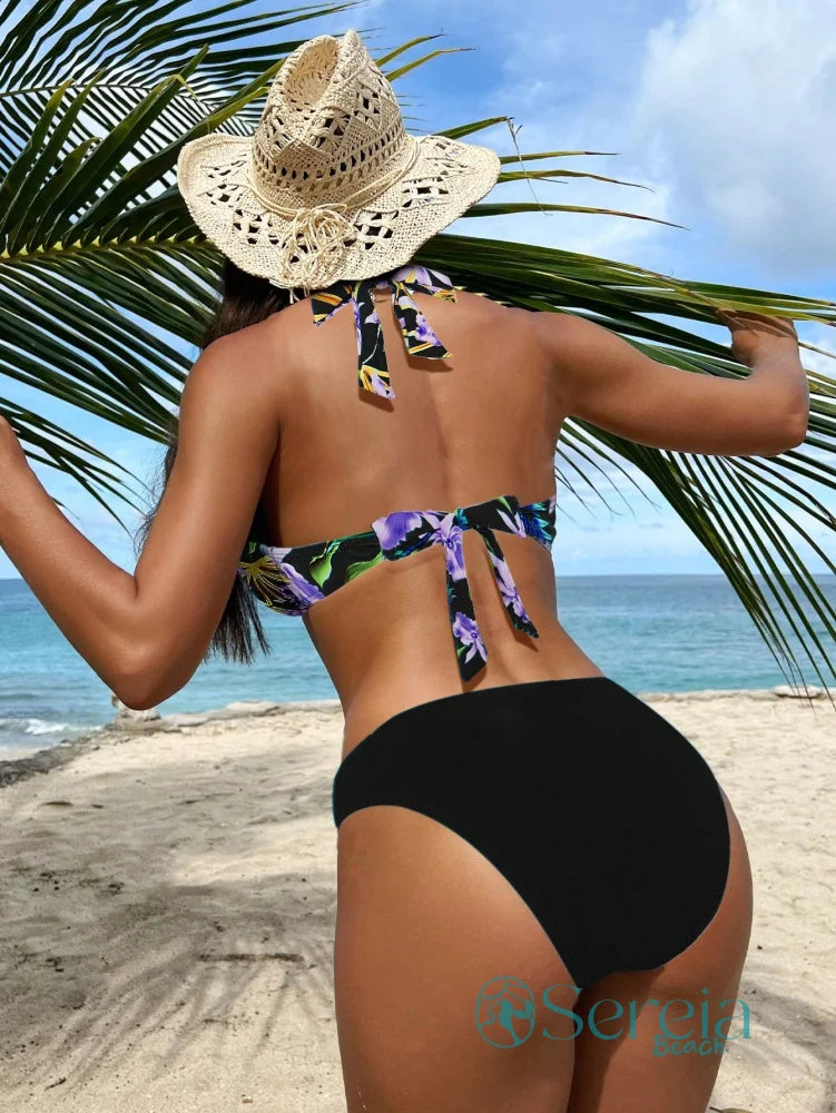 Biquíni com Estampa Tropical e Cintura Alta Drapejada Biquíni com Estampa Tropical e Cintura Alta Drapejada