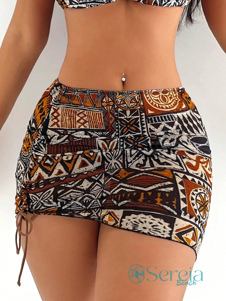 Conjunto de Biquíni Boho com Top Amarração e Pareô Colorido Conjunto de Biquíni Boho com Top Amarração e Pareô Colorido