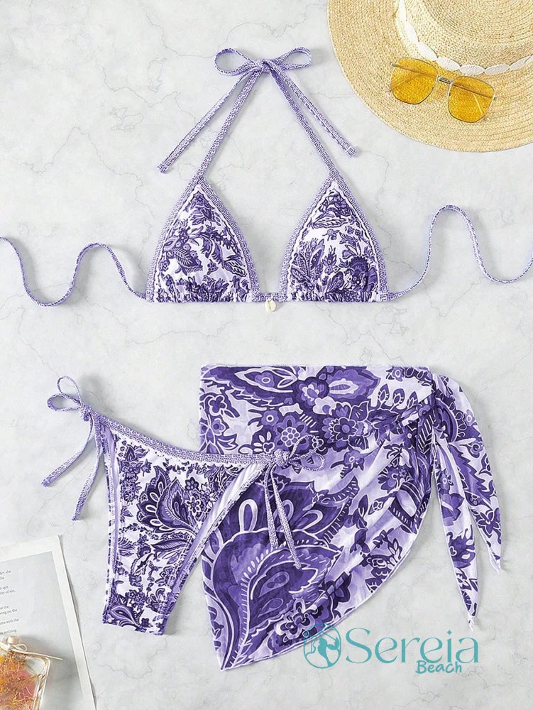 Conjunto de Biquíni com Estampa Azul e Saia Pareô Roxo / P Conjunto de Biquíni com Estampa Azul e Saia Pareô