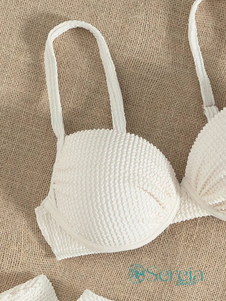 Conjunto de Biquíni com Saia Franzida e Alças Ajustáveis Conjunto de Biquíni com Saia Franzida e Alças Ajustáveis