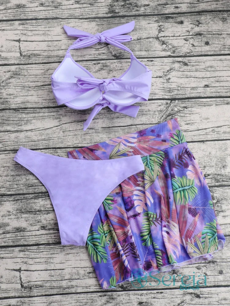 Conjunto de Biquini com Top Torcido e Saia Estampada Conjunto de Biquini com Top Torcido e Saia Estampada