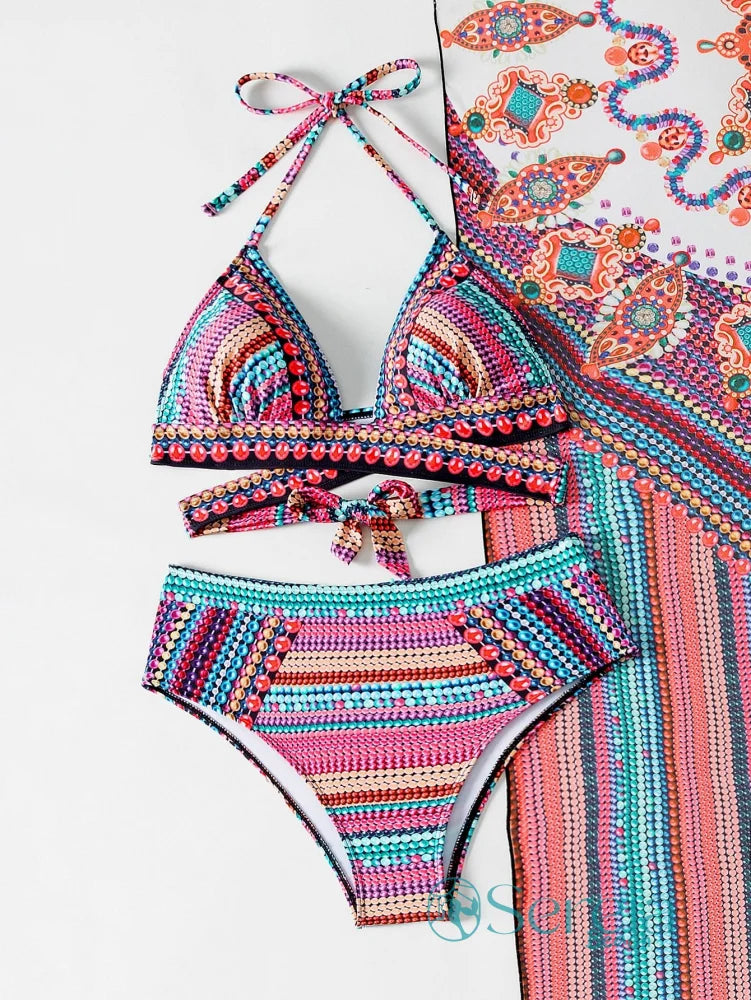 Conjunto de Biquíni Étnico com Top Triângulo e Cintura Alta Conjunto de Biquíni Étnico com Top Triângulo e Cintura Alta
