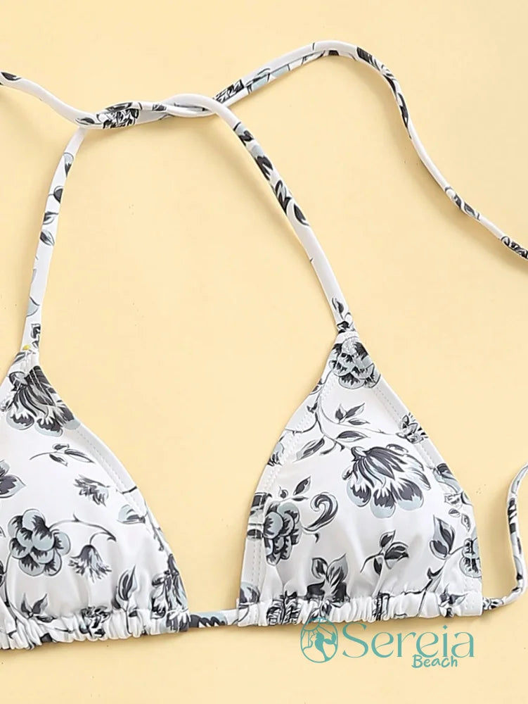 Conjunto de Biquíni Floral com Canga Assimétrica Conjunto de Biquíni Floral com Canga Assimétrica