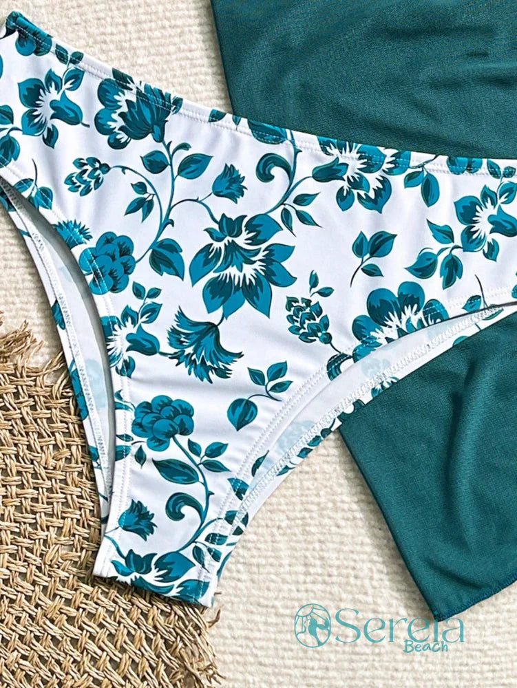 Conjunto de Biquíni Floral com Canga Assimétrica Conjunto de Biquíni Floral com Canga Assimétrica