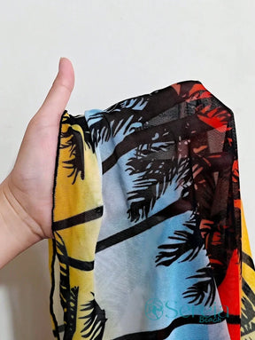 Biquíni Top Triângulo com Saída de Praia Estampada Biquíni Top Triângulo com Saída de Praia Estampada