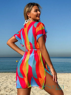 Saída de Praia Estampada com Decote em V e Elástico Saída de Praia Estampada com Decote em V e Elástico