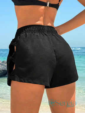 Saída de Praia Shorts com Recortes e Laços Laterais Saída de Praia Shorts com Recortes e Laços Laterais